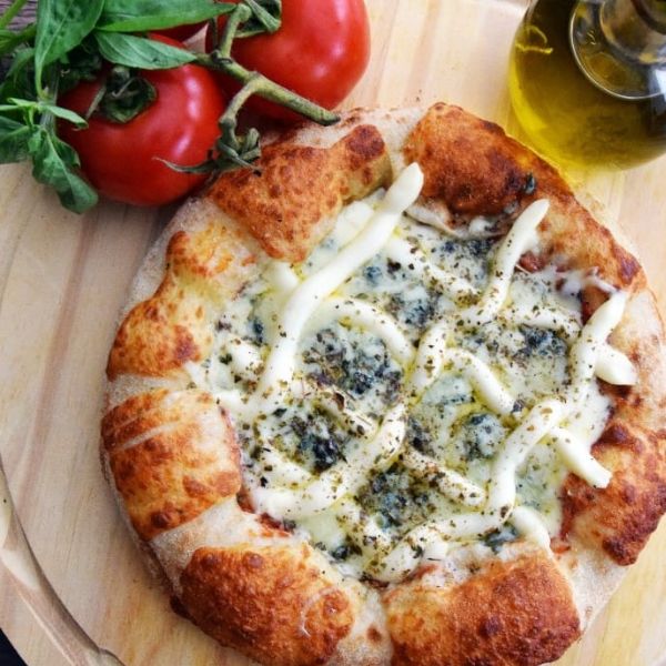 Charrua Pizza de Tres Queijos